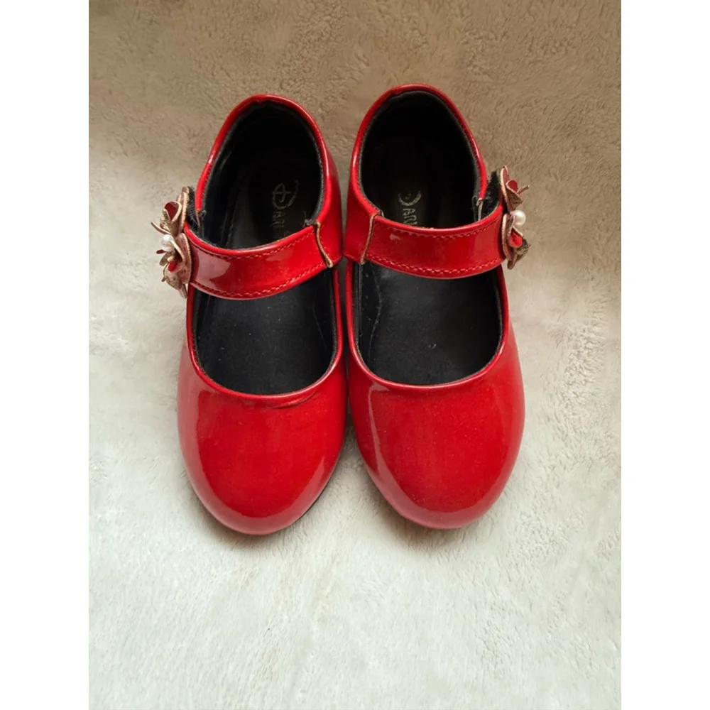Girls G&G Red Patent Leather Mary Janes Size 24 us size 6 kids